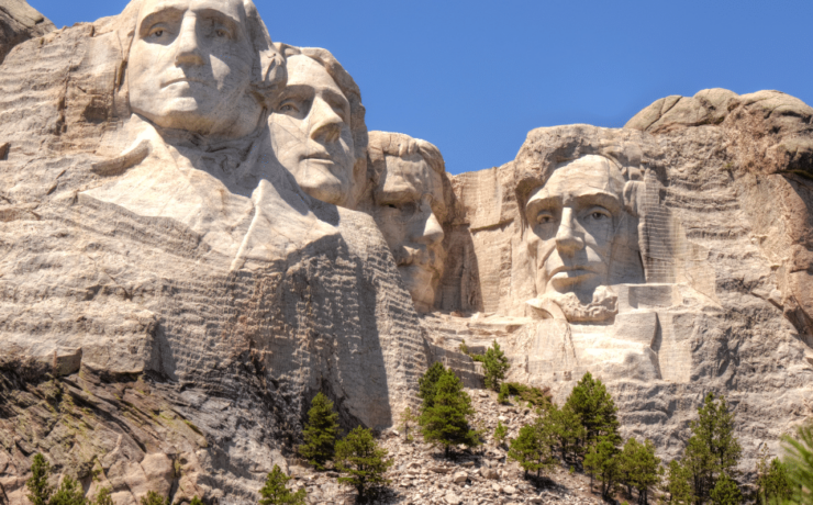 Reasons we LOVE South Dakota Mt Rushmore National Monument from Tumbleweed Travel