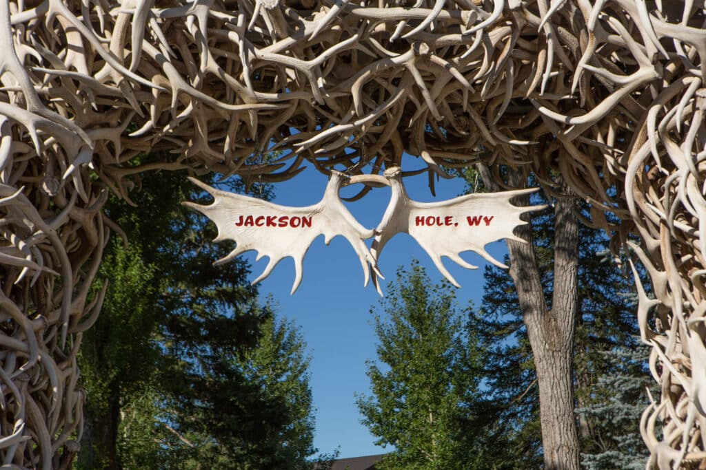 Elk Antler Arches in Jackson Town Square, Wyoming Elk Antler Arches in Jackson Town Square Wyoming from Tumbleweed Travel